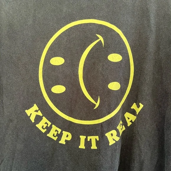 NWT Keep it Real top 🖤 - Picture 3 of 5